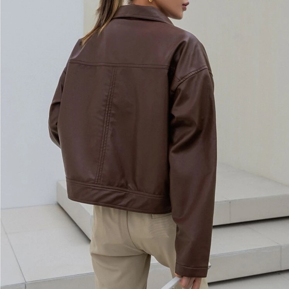 Brown leather jacket - Picture 3 of 4